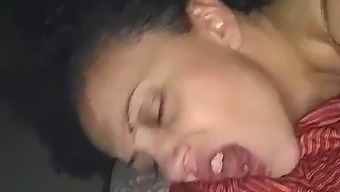 Seks Oral Yang Berantakan Dan Nakal Dengan Kinerja Seksual