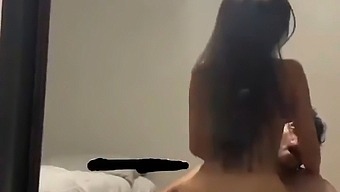 Nuori Nainen Harrastaa Seksiä Rikkaan Miehen Kanssa.